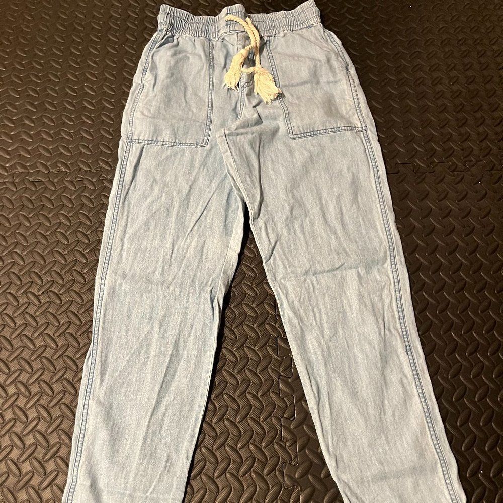 forever 21 lightweight denim flowy pants size 25